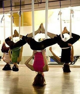 AERIAL YOGA SESSION